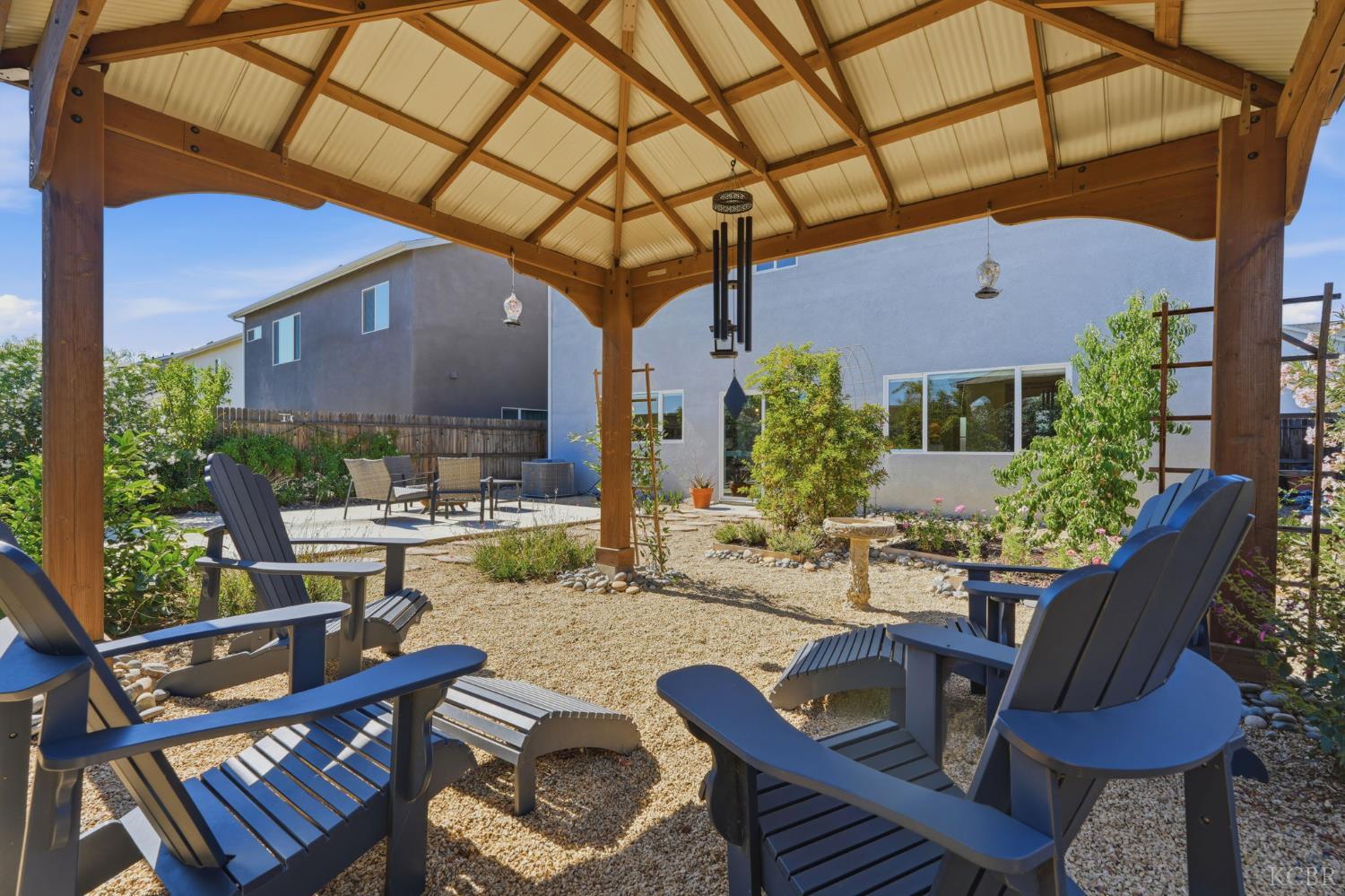 2445 W Claridge Way, Hanford, CA 93230