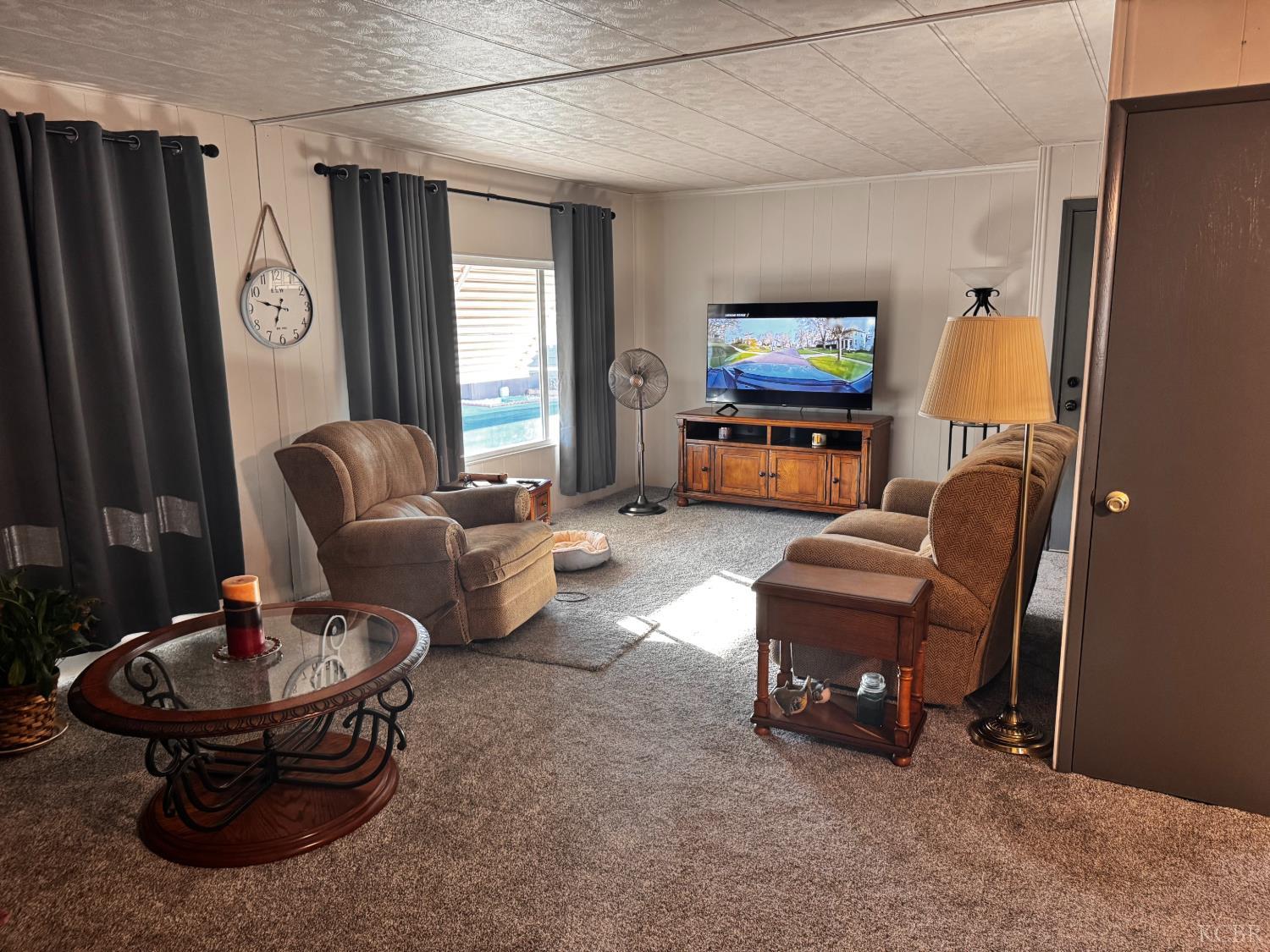 1255 W Grangeville Space #73 Blvd, Hanford, CA 93230