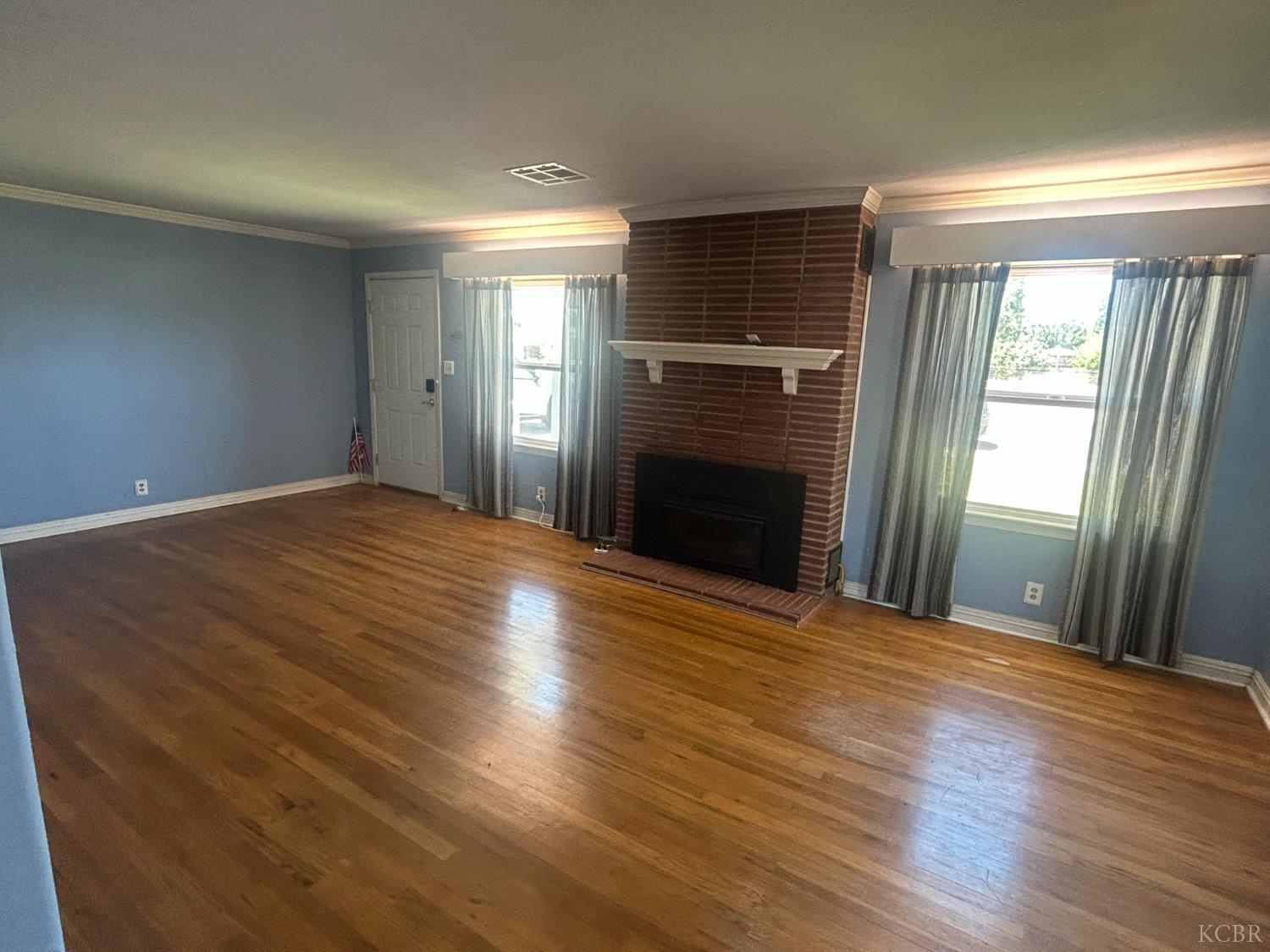 404 E San Mateo St, Avenal, CA 93204