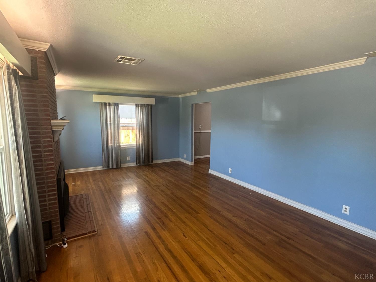 404 E San Mateo St, Avenal, CA 93204