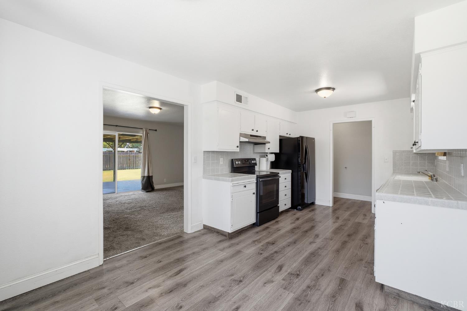 Open Photo