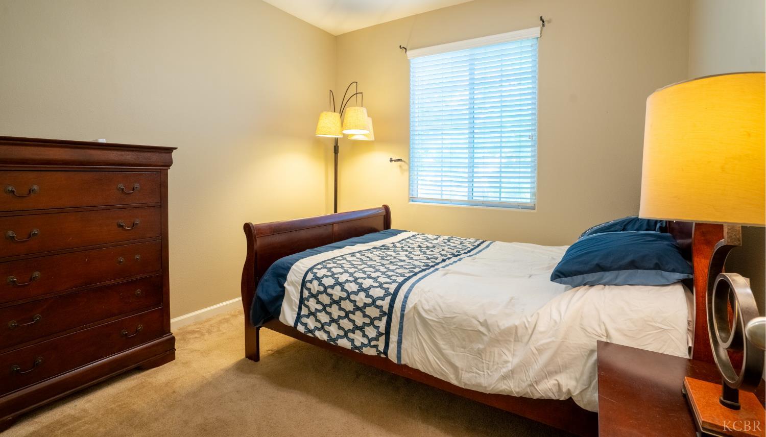 636 Firenze St, Lemoore, CA 93245