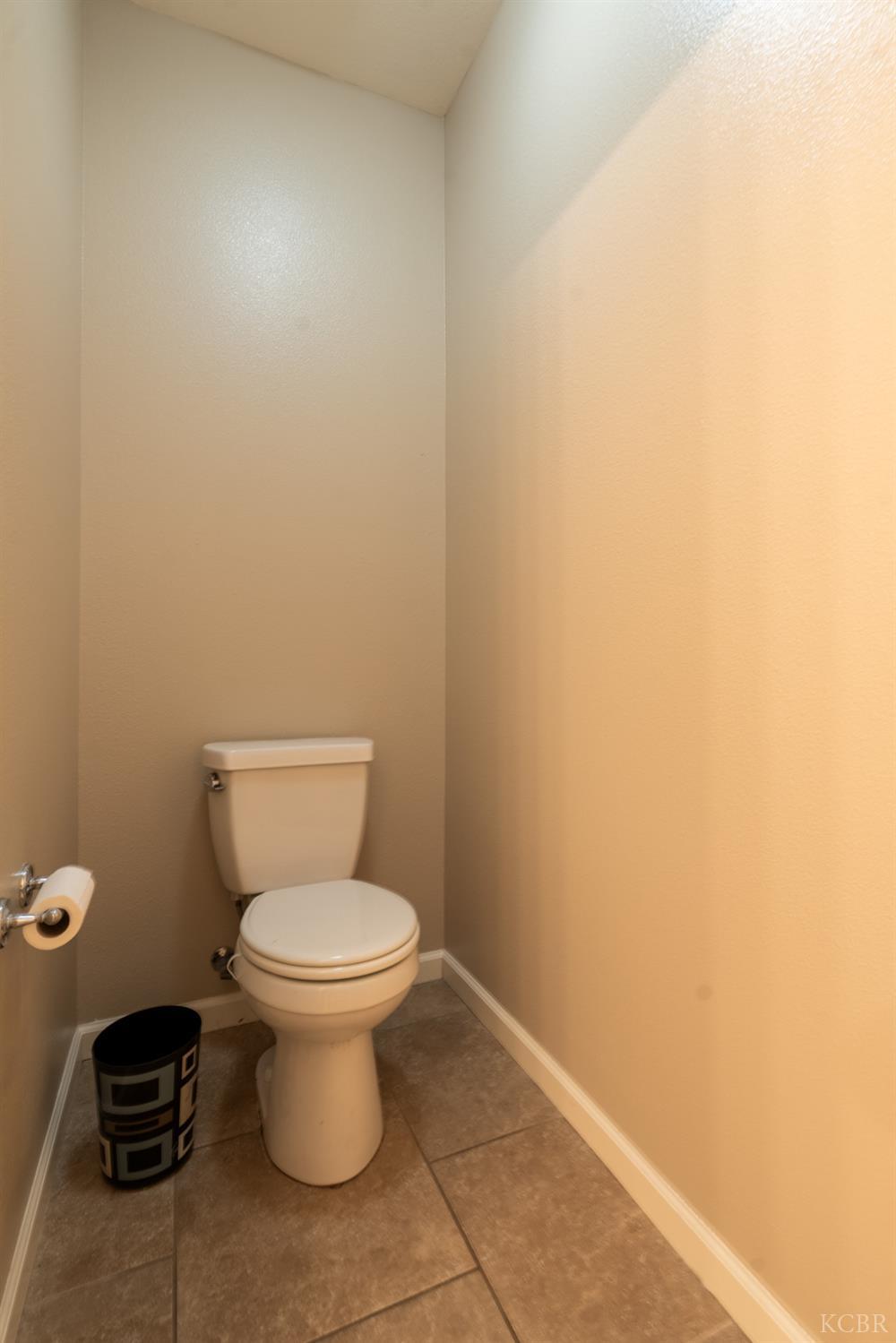 636 Firenze St, Lemoore, CA 93245
