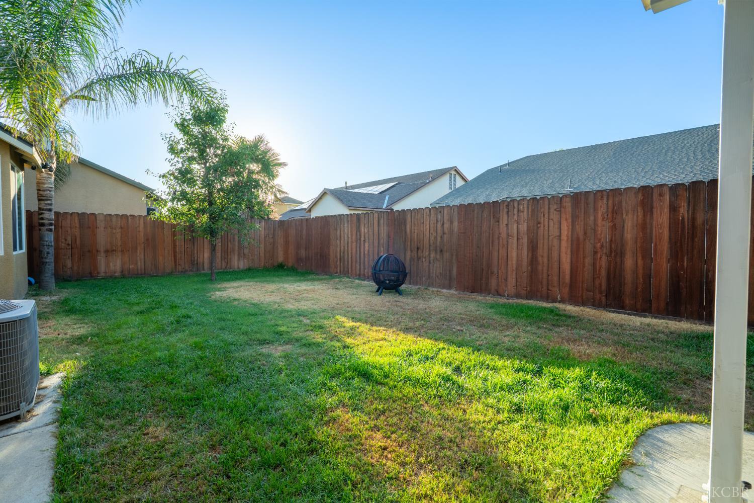 636 Firenze St, Lemoore, CA 93245