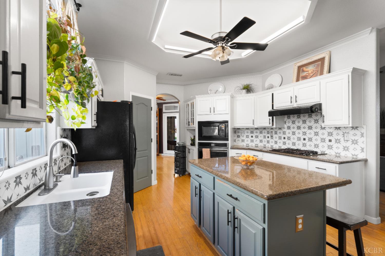 1541 W Chianti Way, Hanford, CA 93230