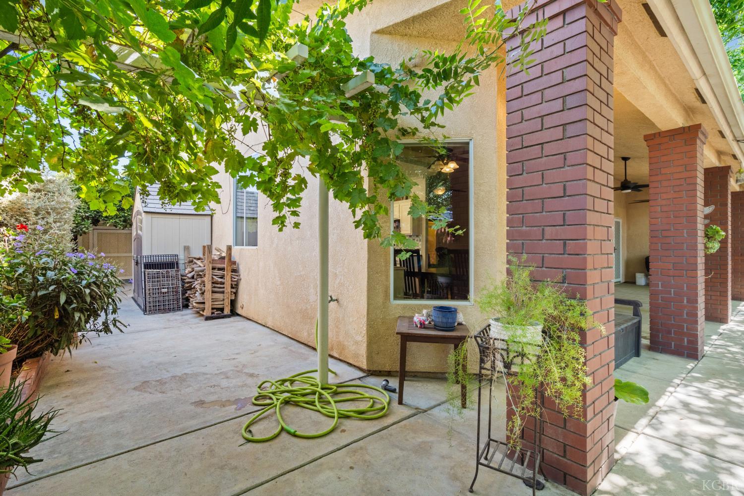 1541 W Chianti Way, Hanford, CA 93230