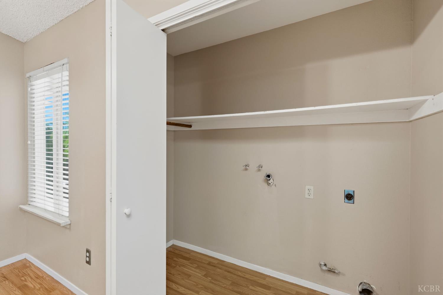2246 Lemonwood Ct, Hanford, CA 93230