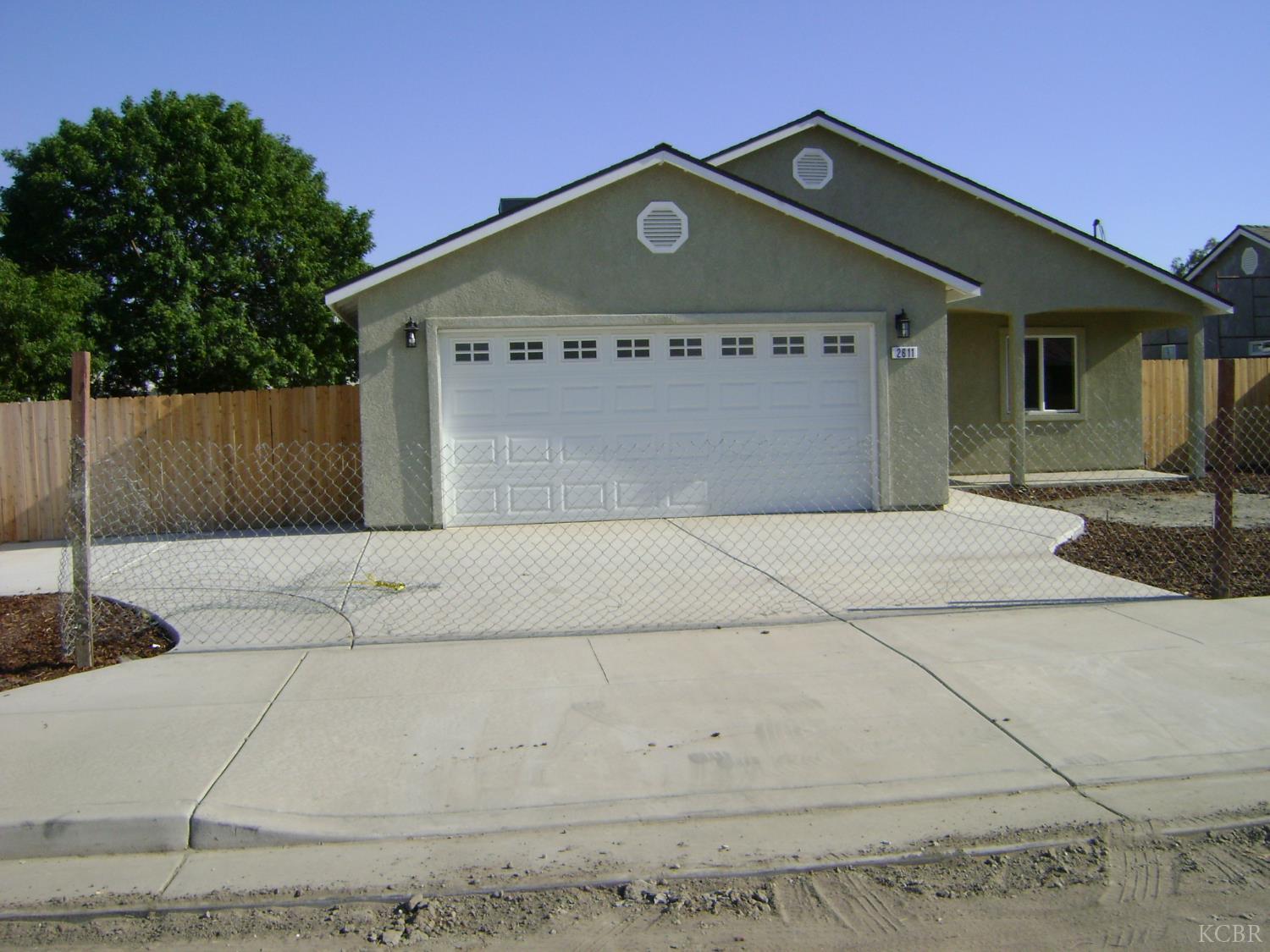 2615 Gable Ave, Corcoran, CA 93212
