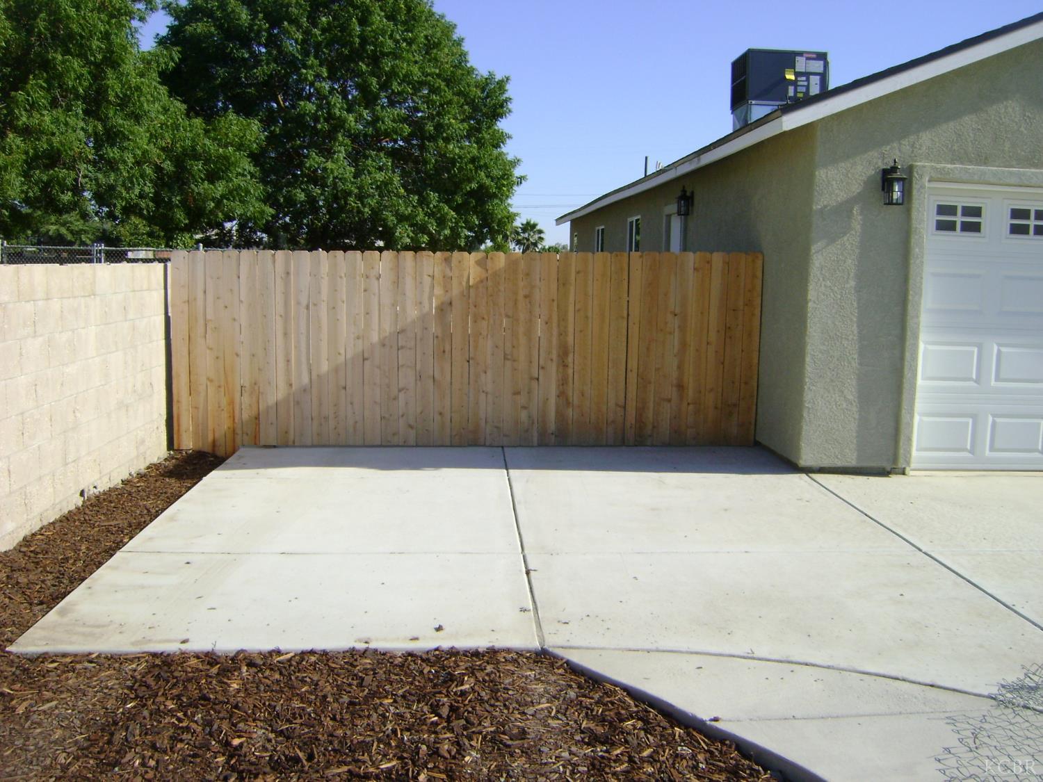 2615 Gable Ave, Corcoran, CA 93212