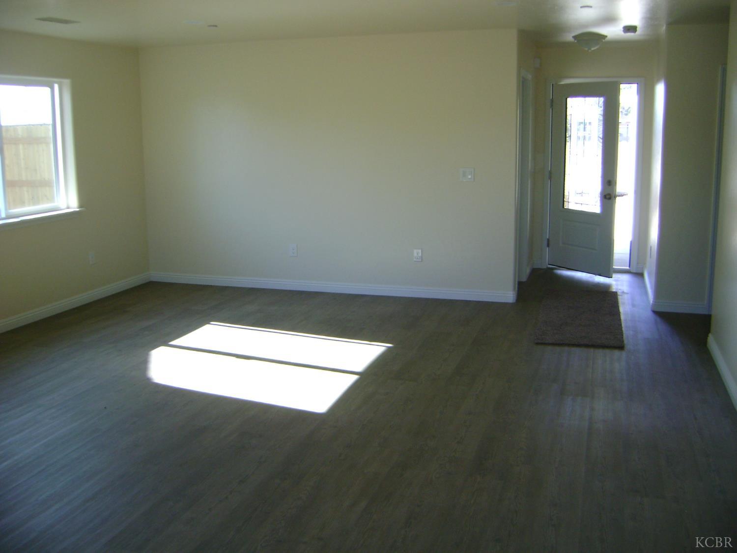 2615 Gable Ave, Corcoran, CA 93212