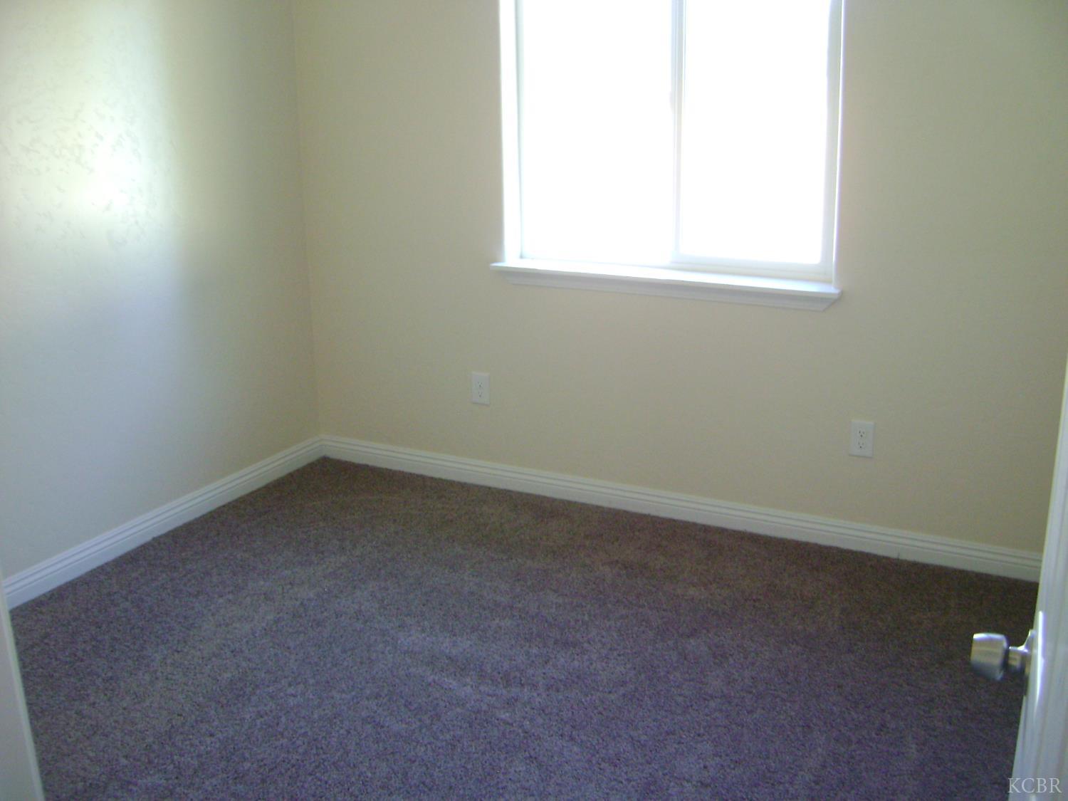 2615 Gable Ave, Corcoran, CA 93212