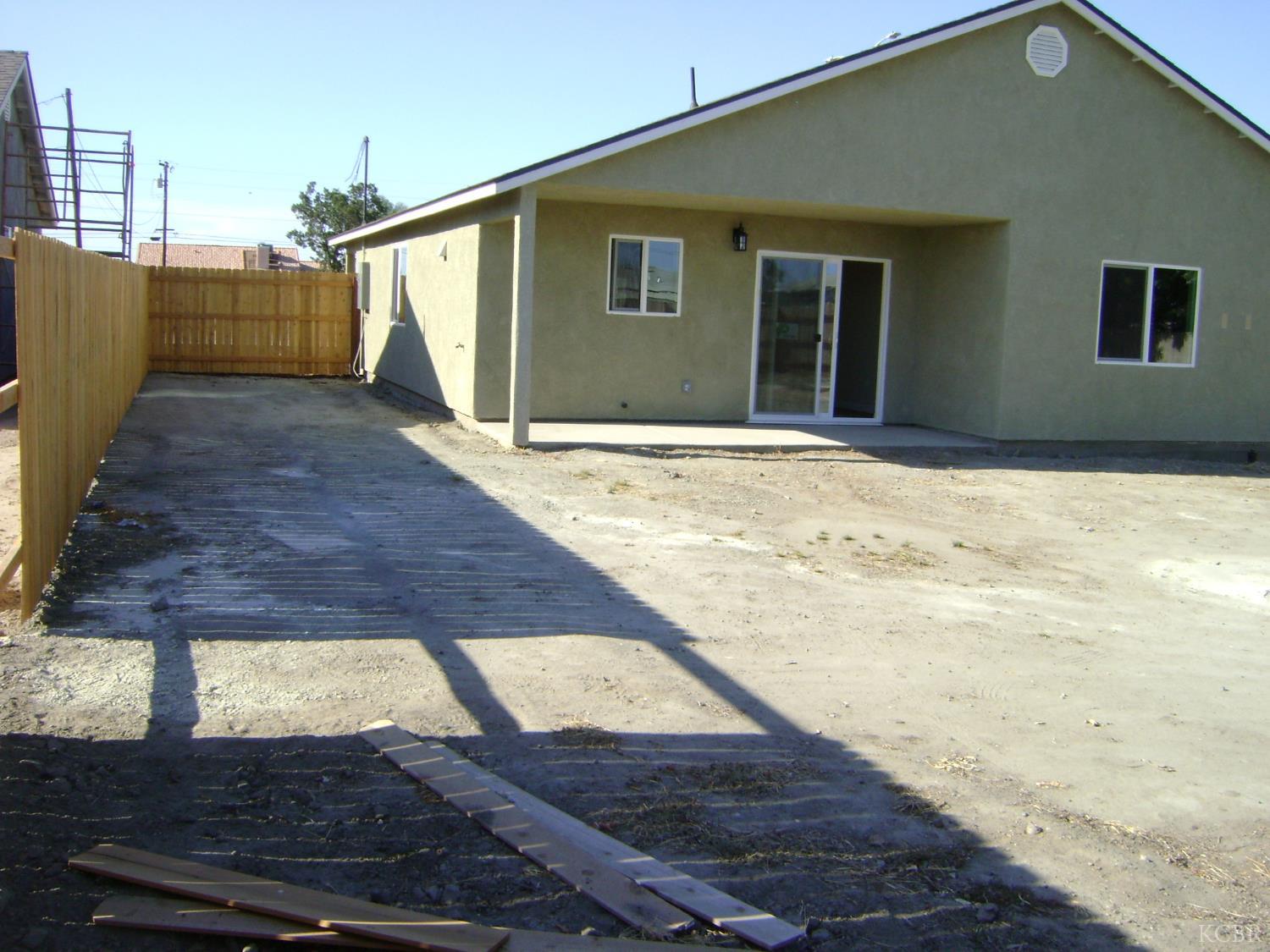 2615 Gable Ave, Corcoran, CA 93212