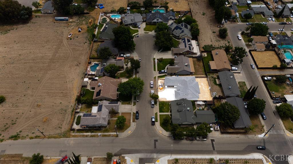 181 Grace Ct, Lemoore, CA 93245