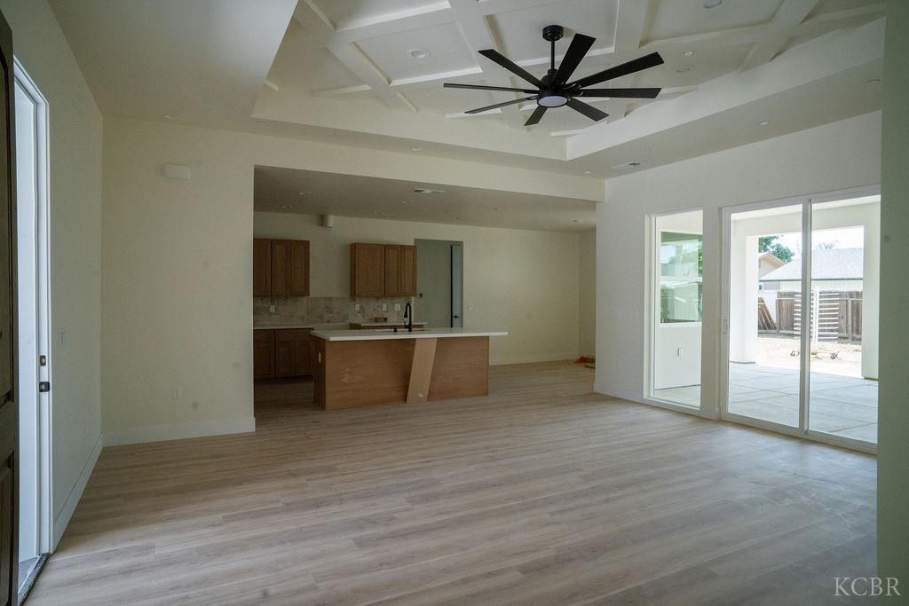 181 Grace Ct, Lemoore, CA 93245