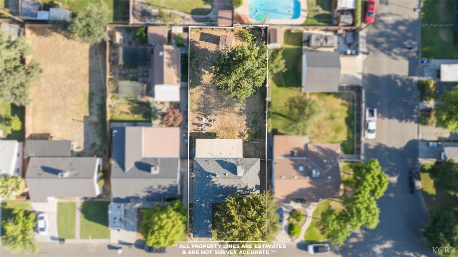 229 W Colonial Dr, Hanford, CA 93230