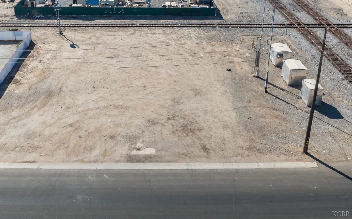 0 S 6 th St, Hanford, CA 93230