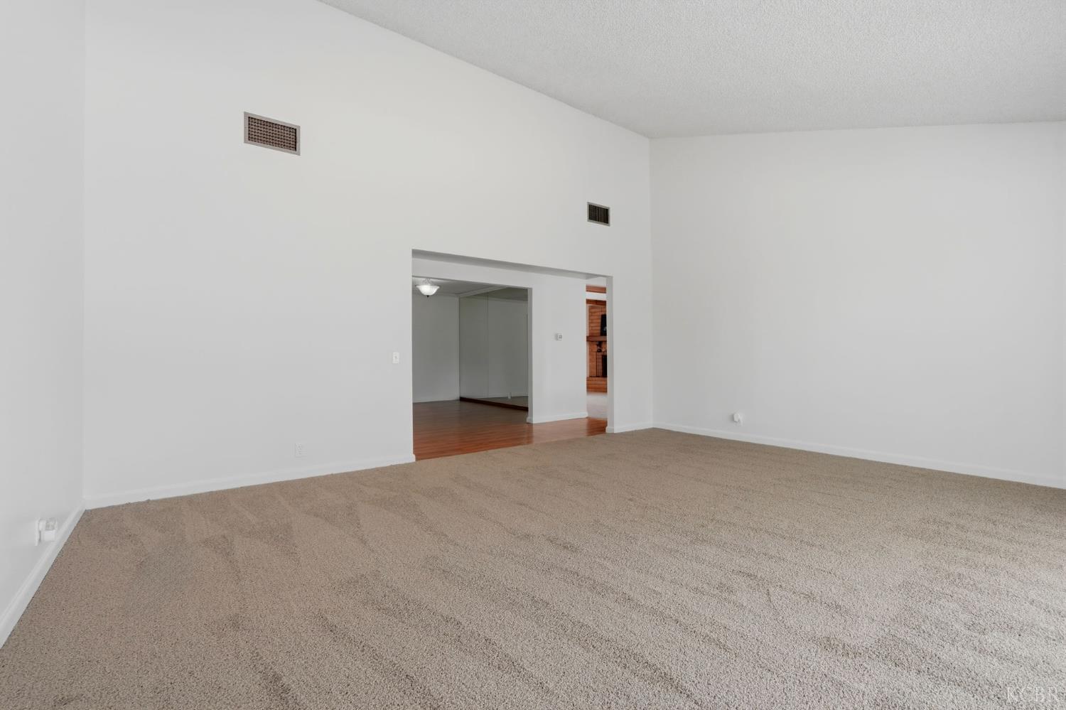 15126 Avenue 312, Visalia, CA 93292