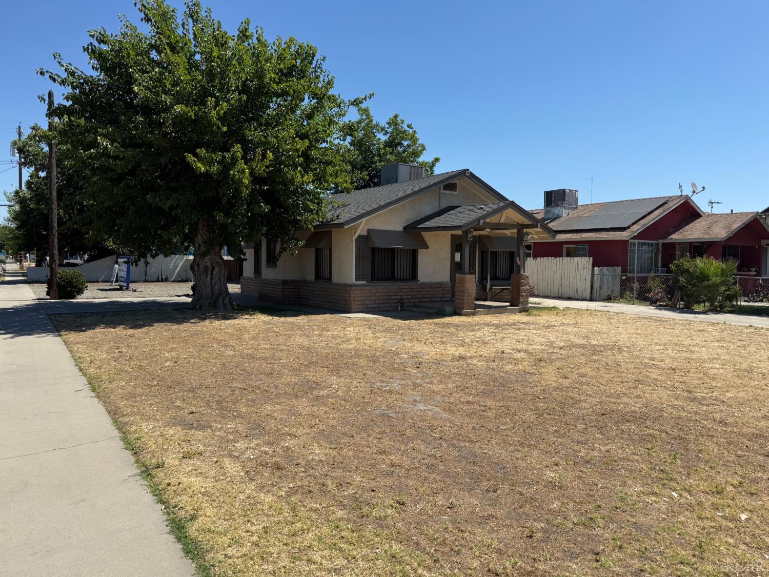 1220 Jepsen Ave, Corcoran, CA 93212