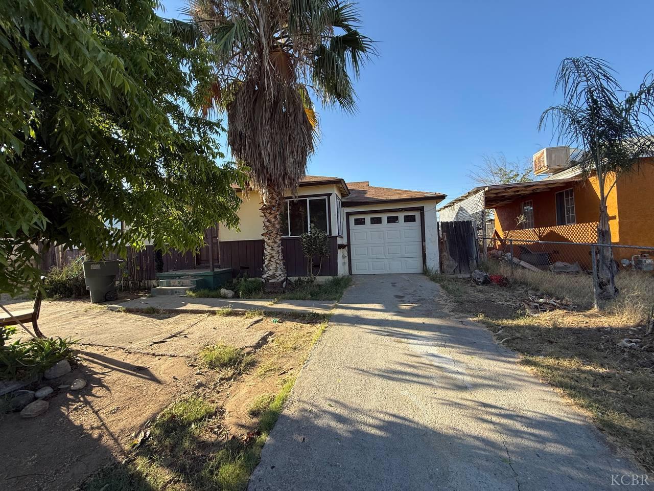 4504 Mesa Dr, Bakersfield, CA 93306