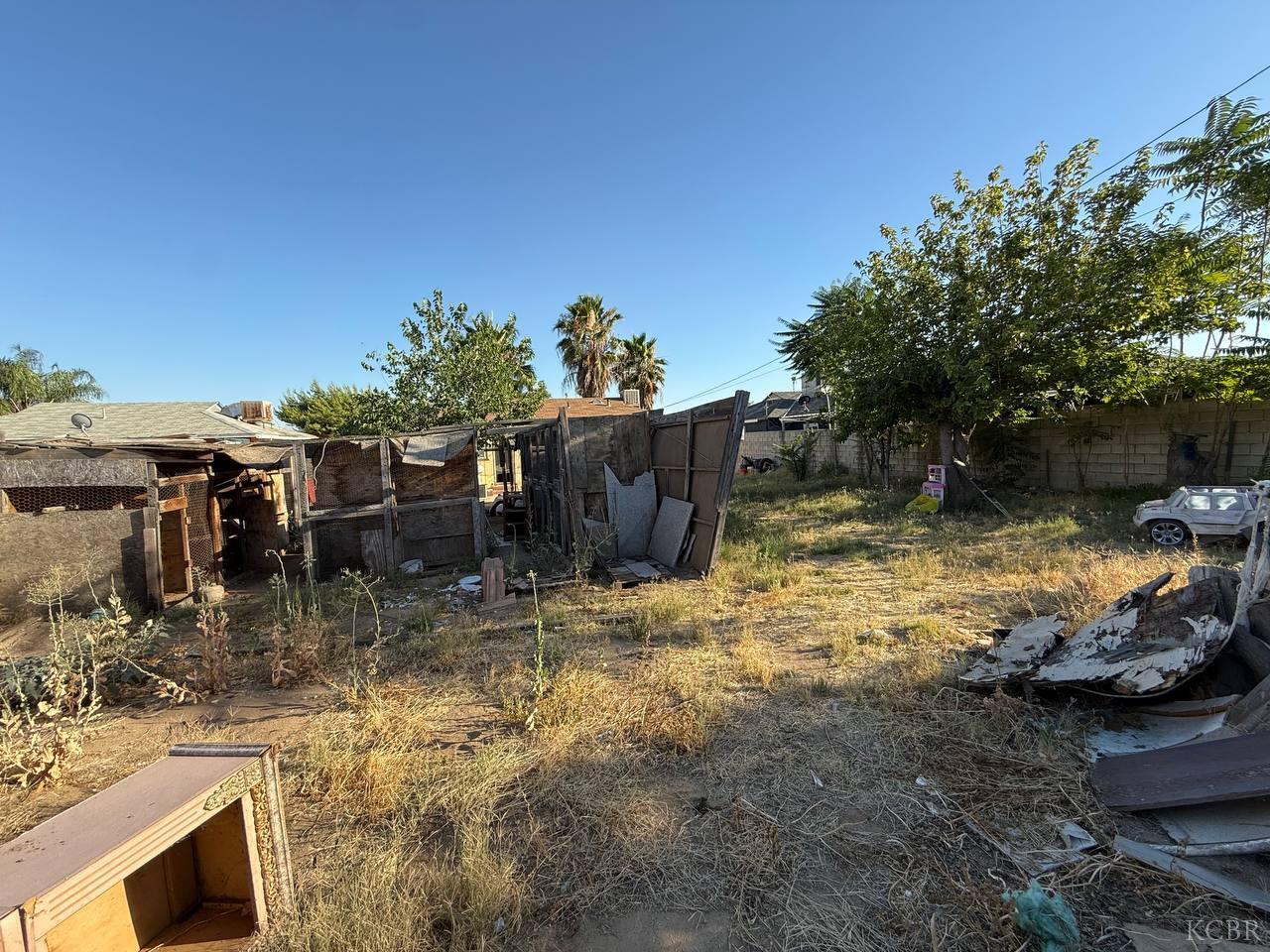 4504 Mesa Dr, Bakersfield, CA 93306