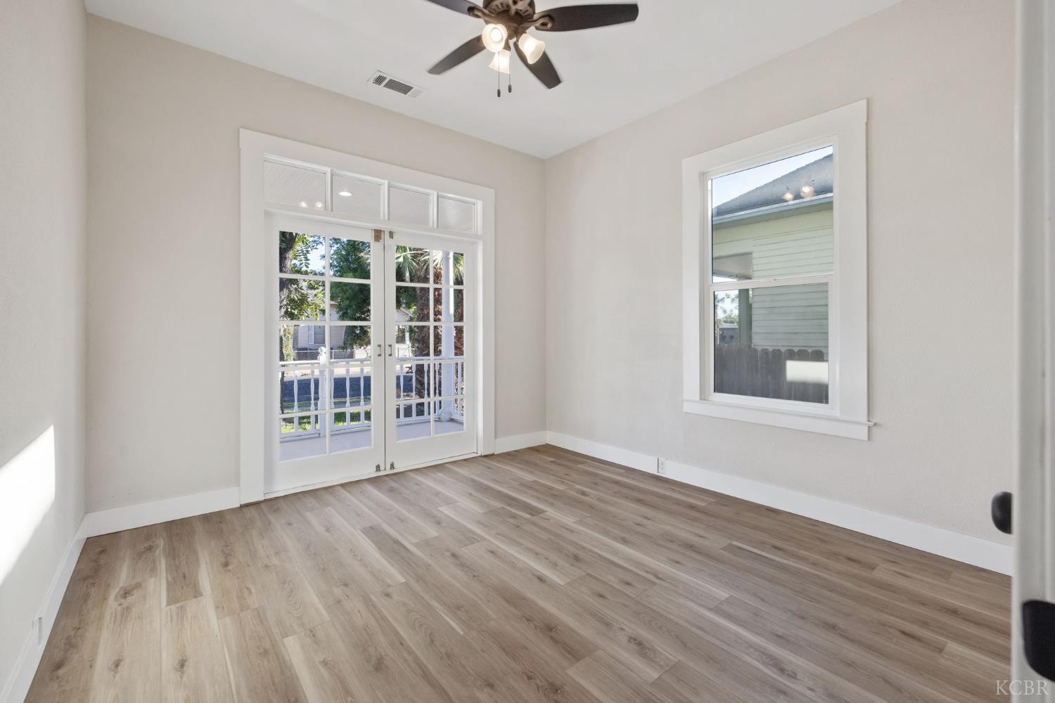114 W Myrtle St, Hanford, CA 93230