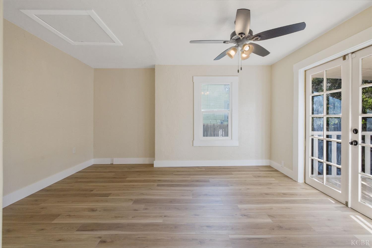 114 W Myrtle St, Hanford, CA 93230