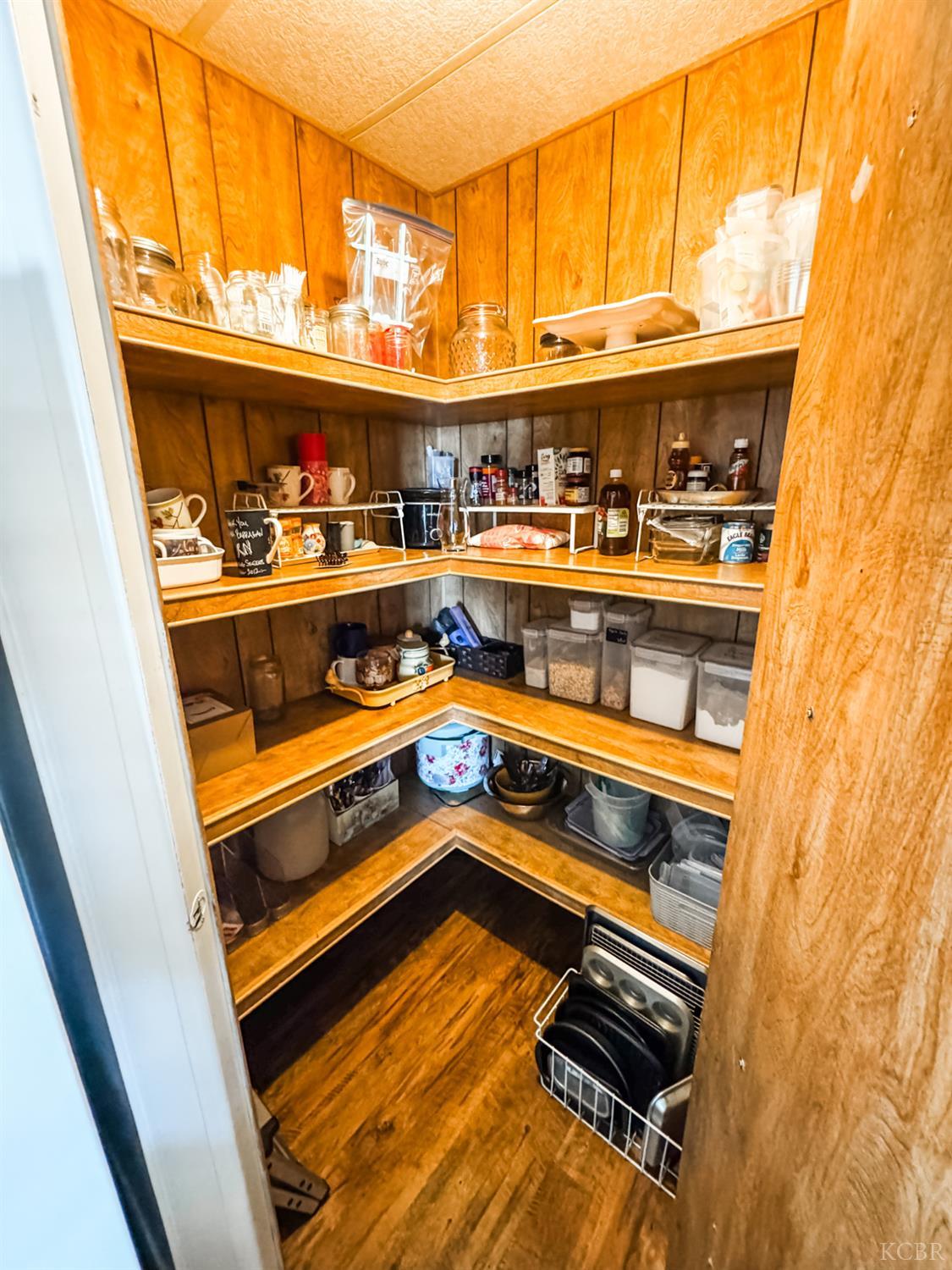 852 57 E Grangeville Blvd, Hanford, CA 93230