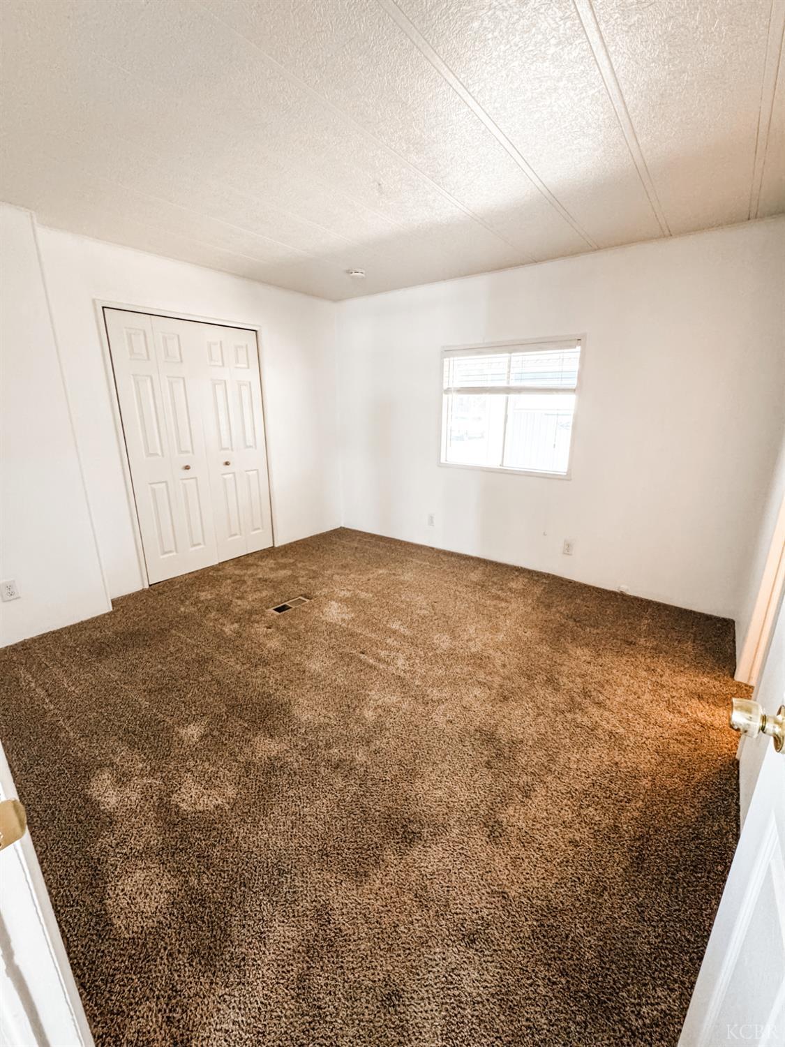 852 57 E Grangeville Blvd, Hanford, CA 93230