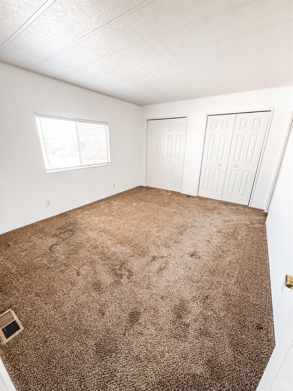 852 57 E Grangeville Blvd, Hanford, CA 93230