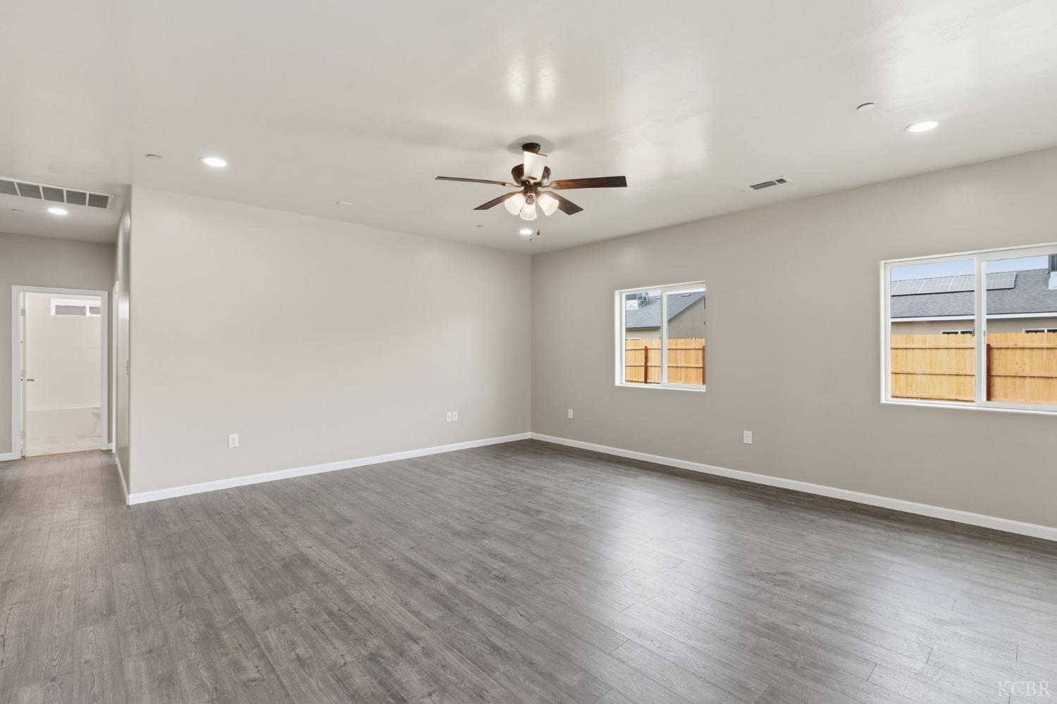 3446 E Grove Ave, Visalia, CA 93292