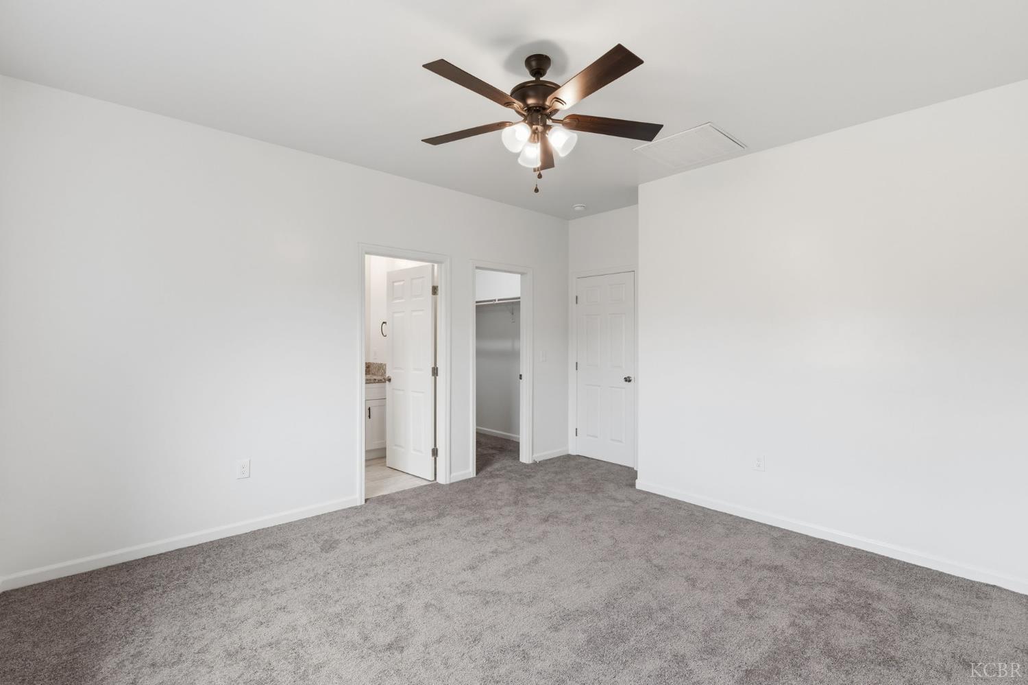 3446 E Grove Ave, Visalia, CA 93292