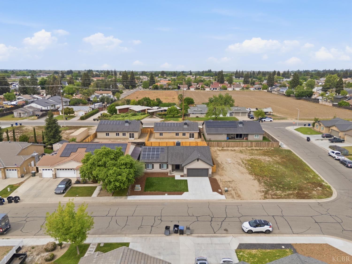 3446 E Grove Ave, Visalia, CA 93292