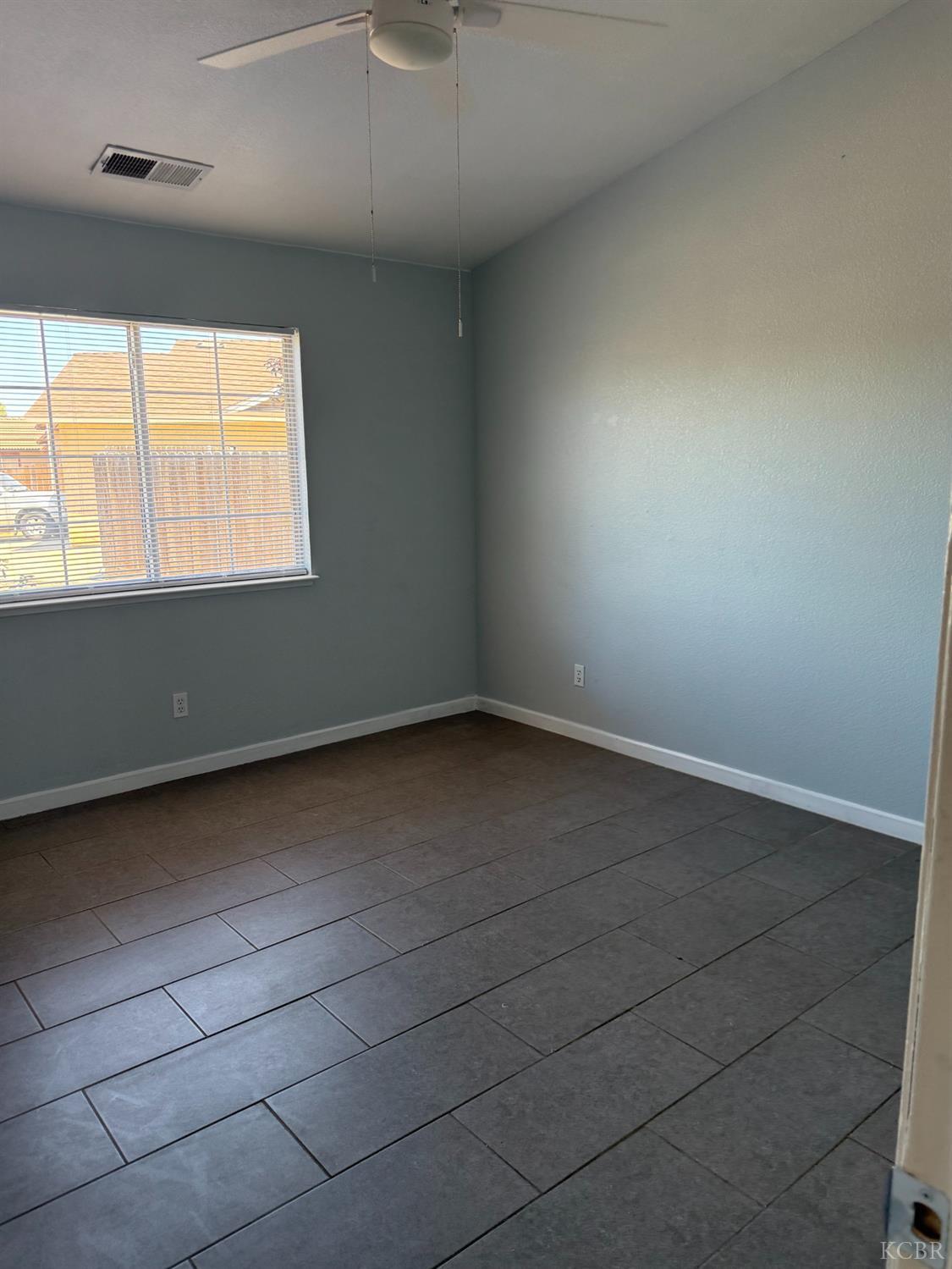 741 Madrid Ct, Lemoore, CA 93245