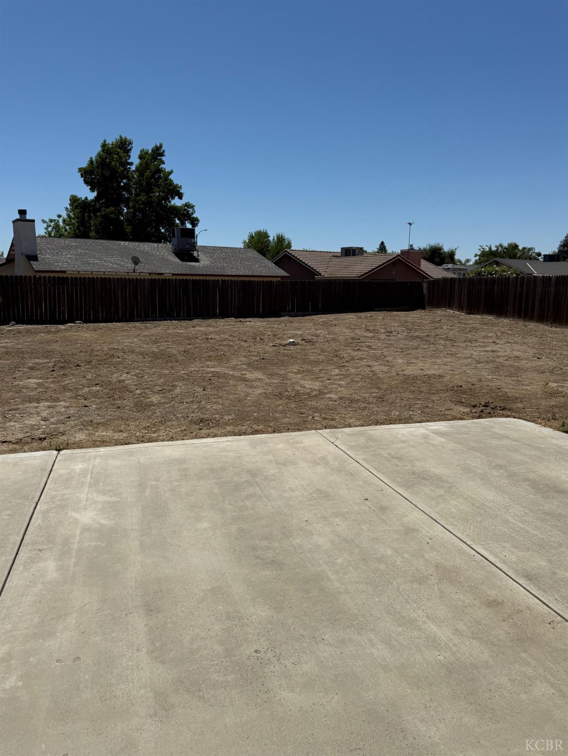 741 Madrid Ct, Lemoore, CA 93245