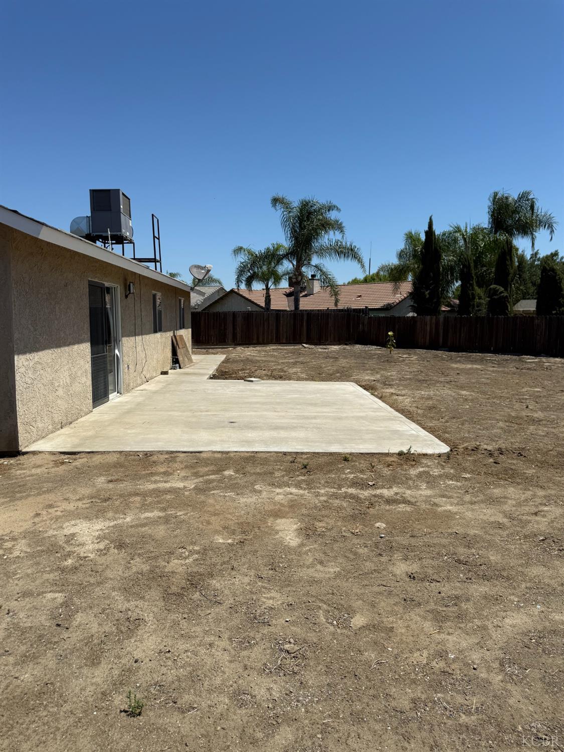 741 Madrid Ct, Lemoore, CA 93245