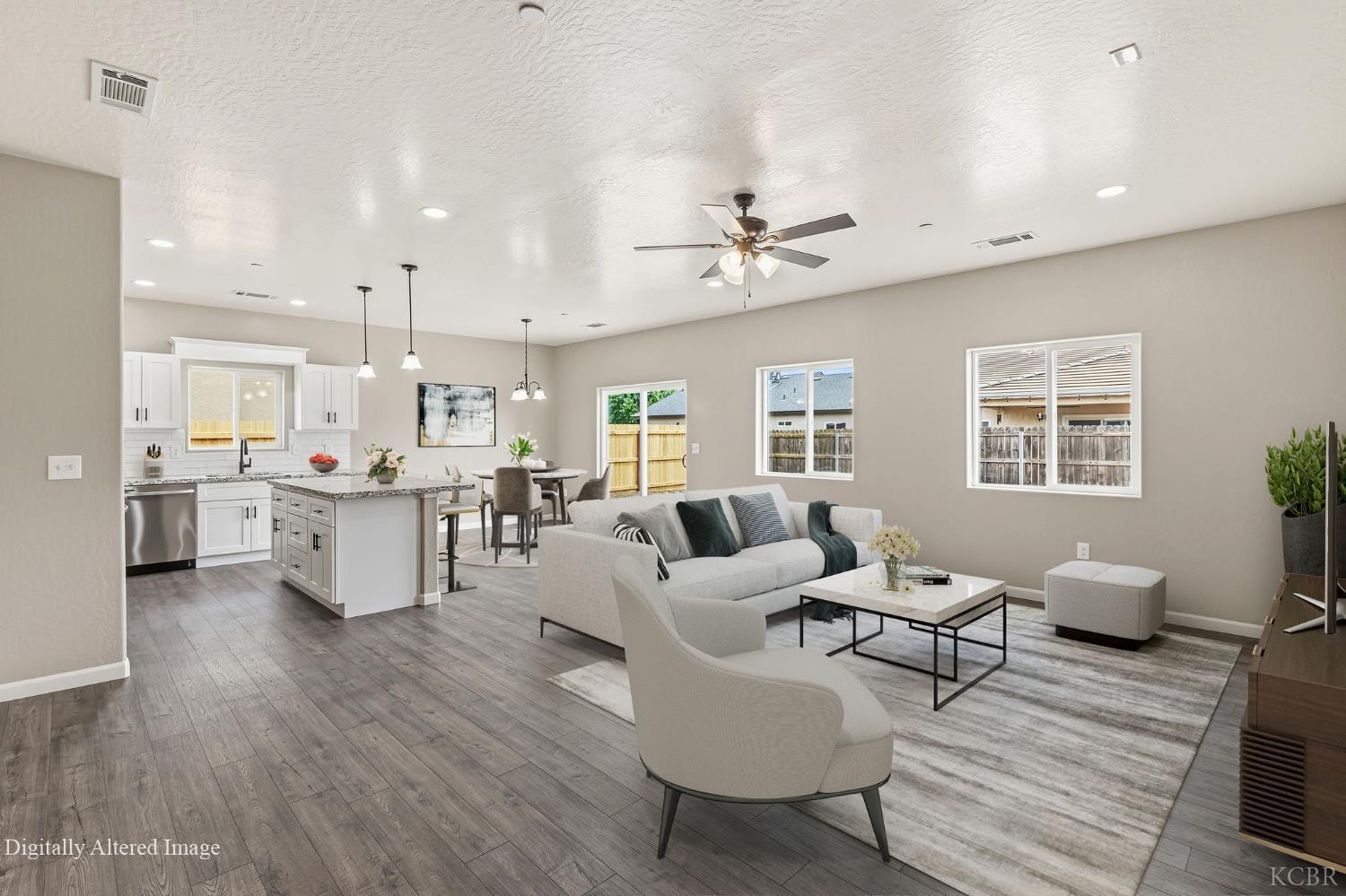 3441 E Douglas Ave, Visalia, CA 93292