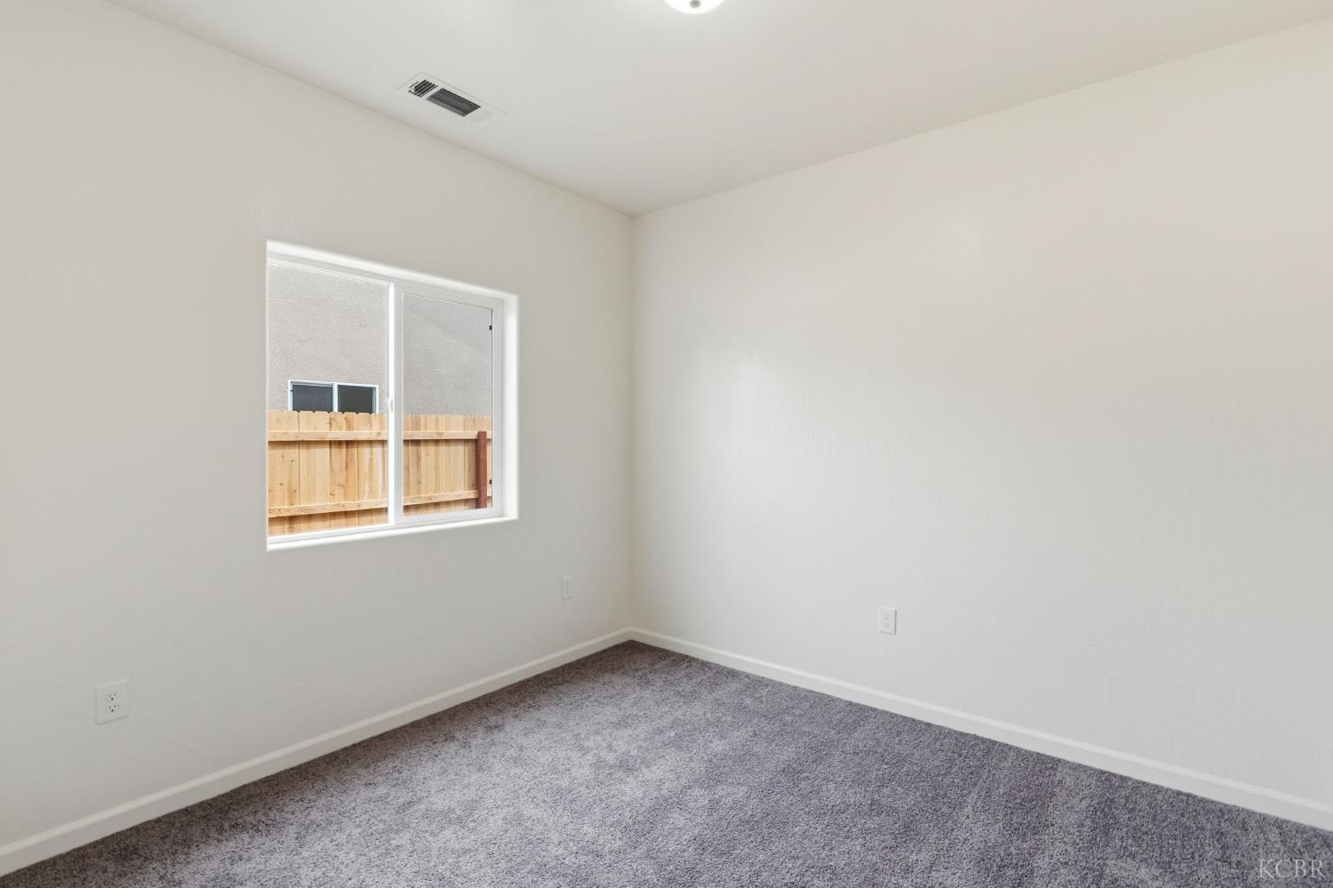 3441 E Douglas Ave, Visalia, CA 93292