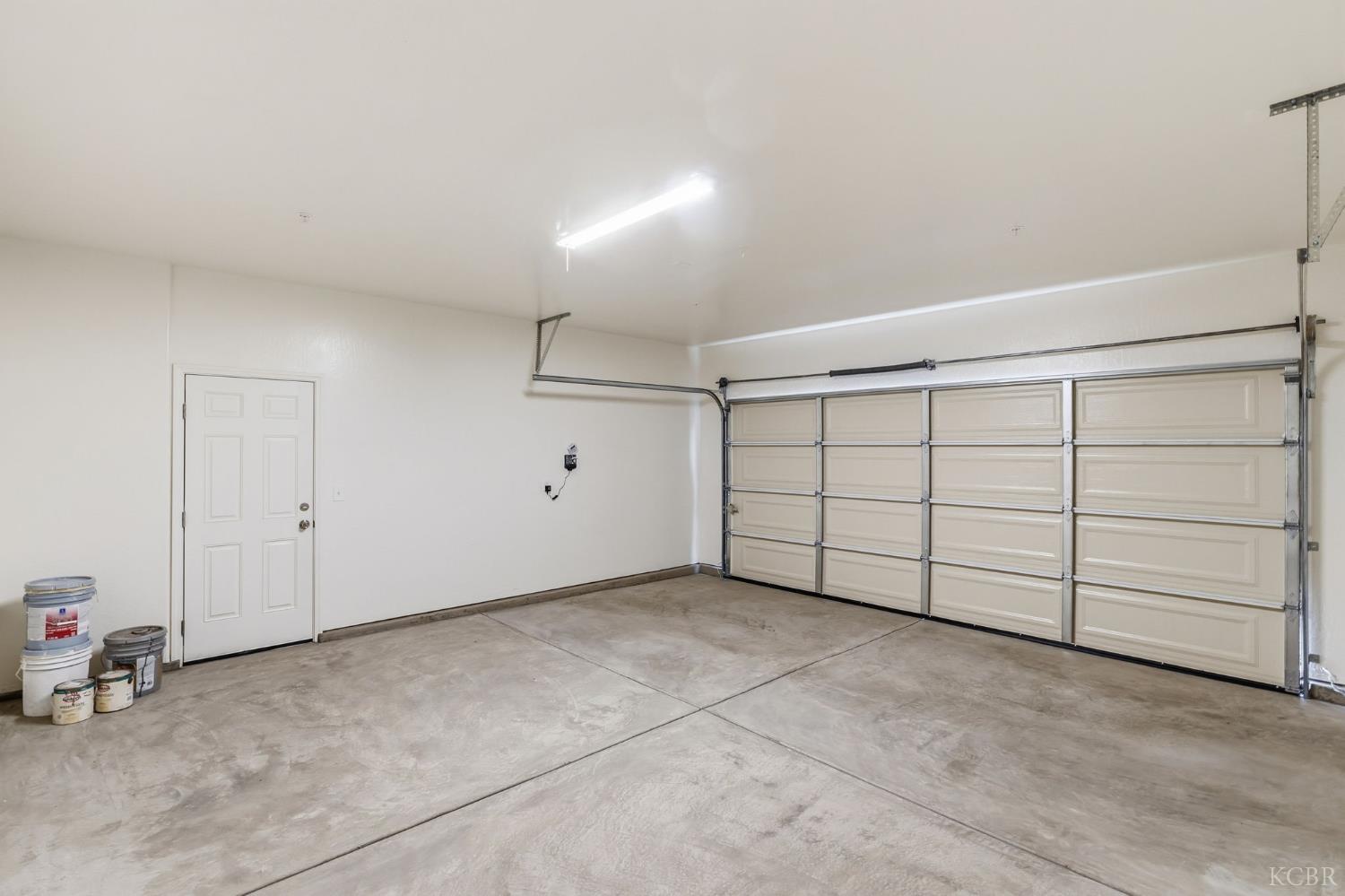3441 E Douglas Ave, Visalia, CA 93292
