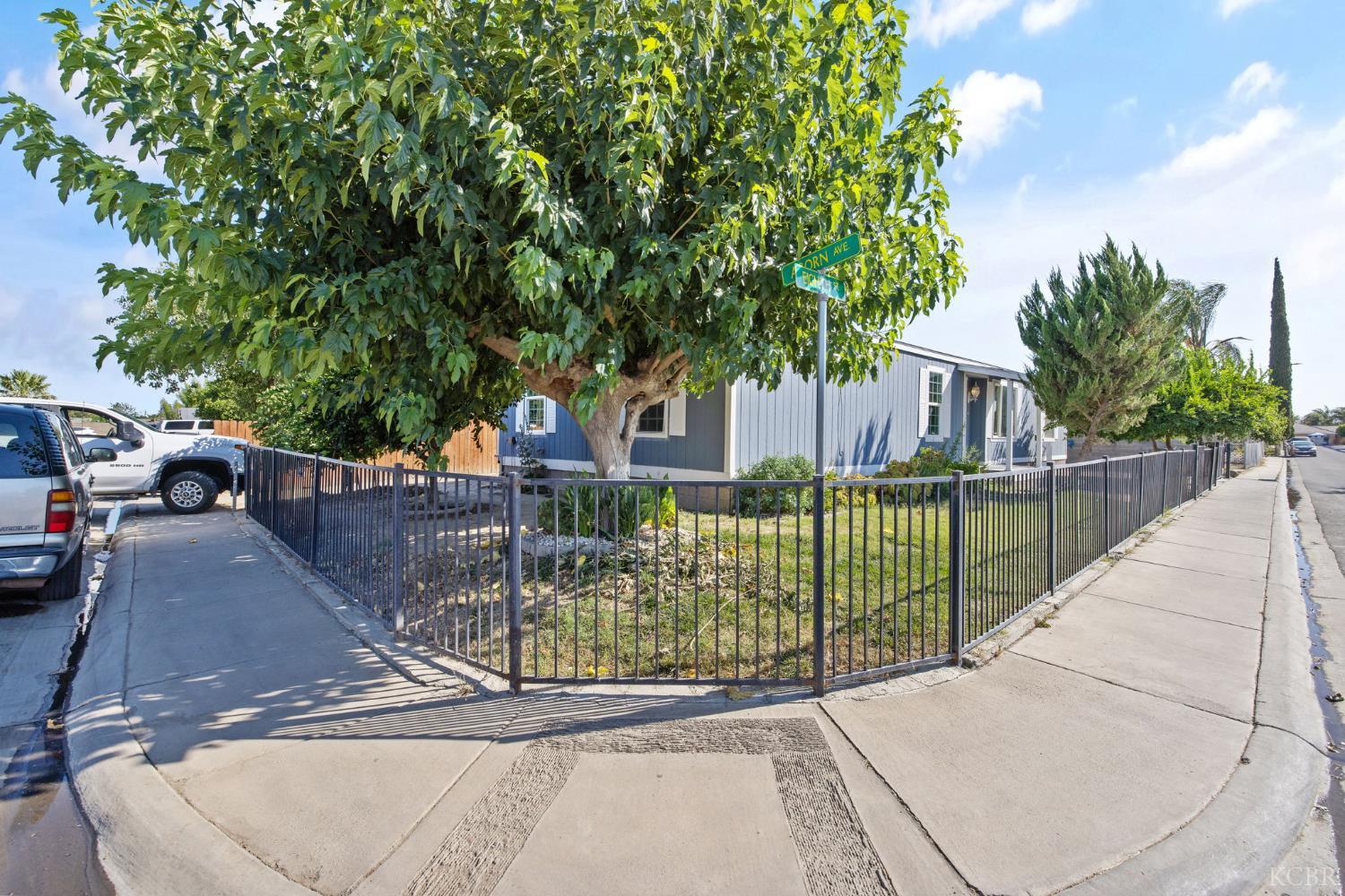 36581 Acorn Ave, Huron, CA 93234