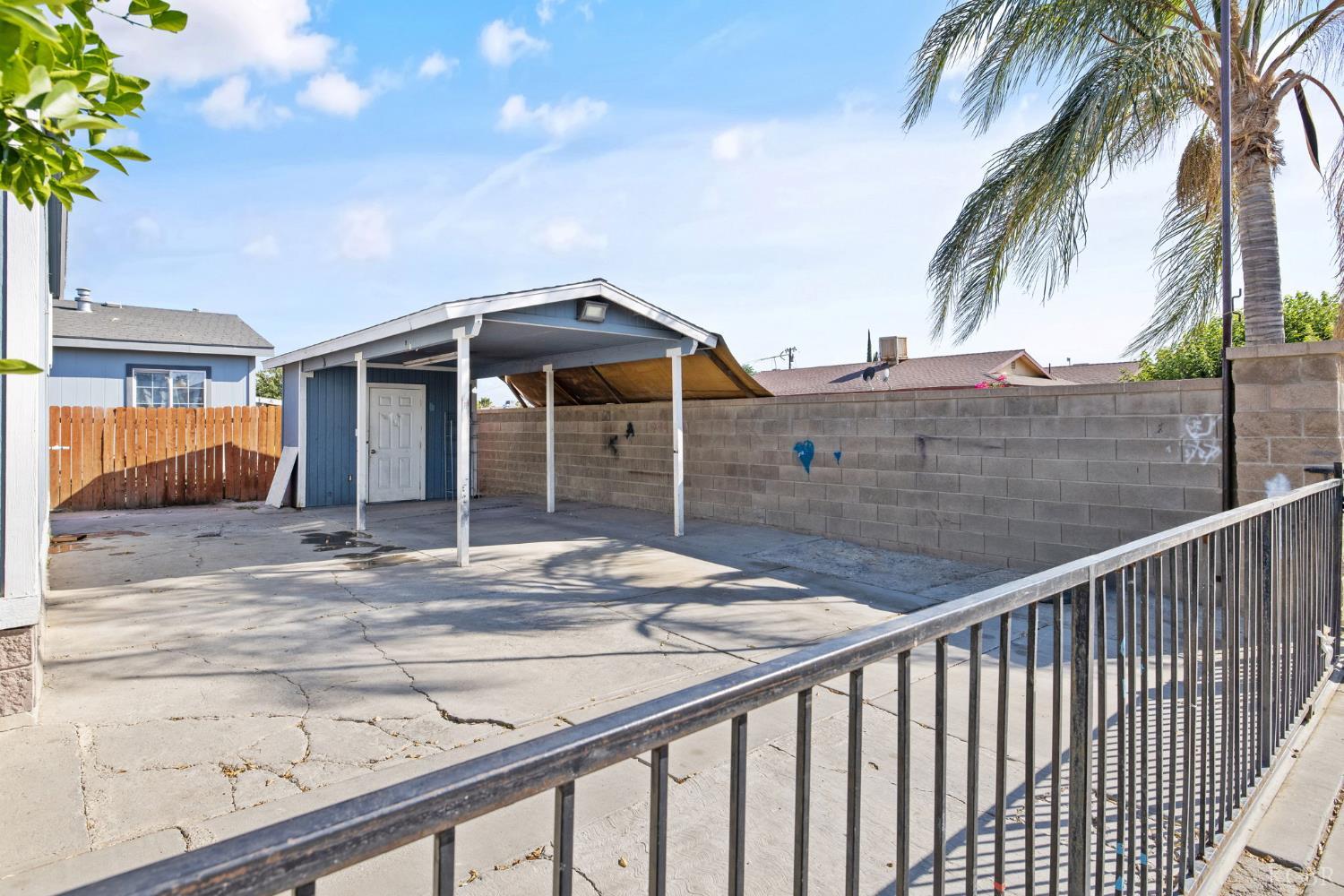 36581 Acorn Ave, Huron, CA 93234