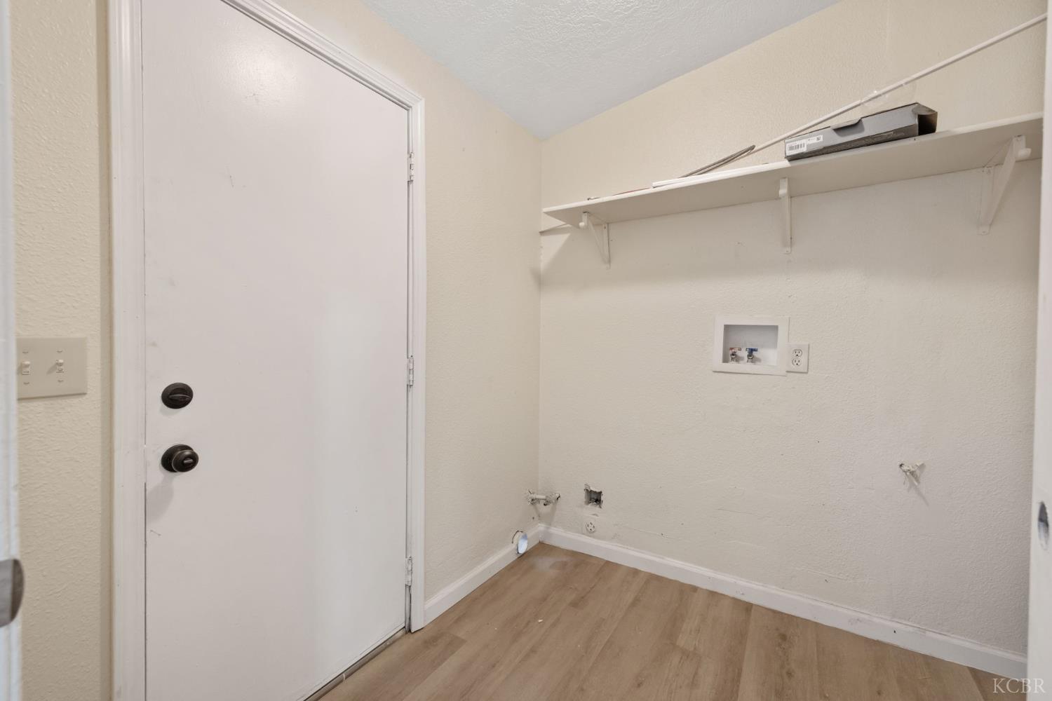 36581 Acorn Ave, Huron, CA 93234