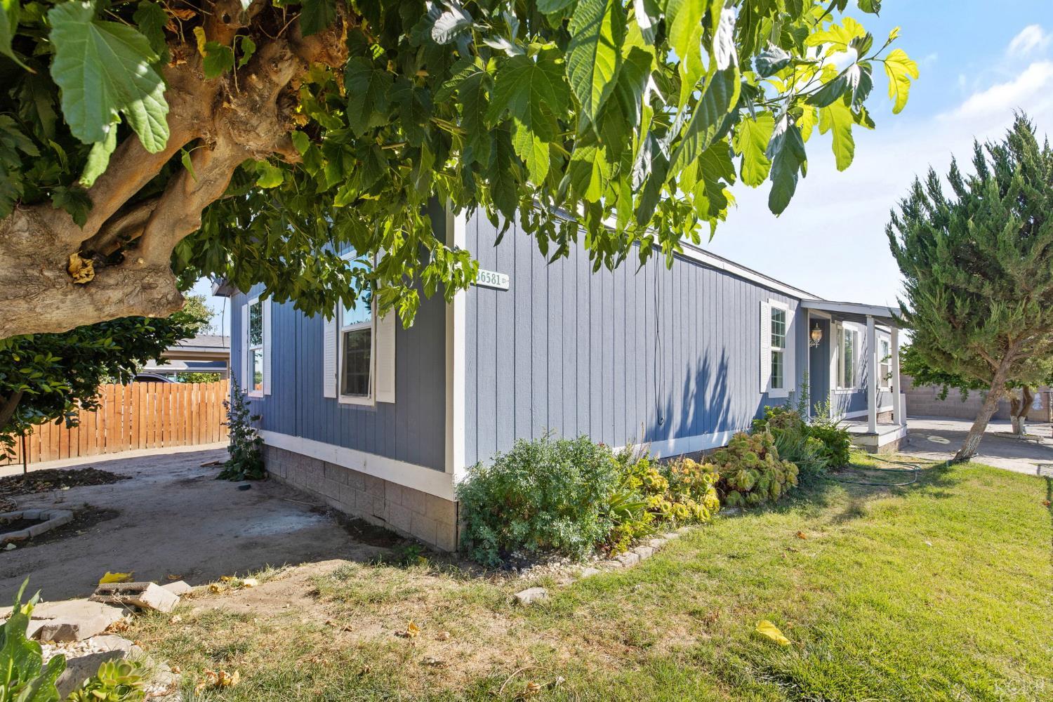 36581 Acorn Ave, Huron, CA 93234