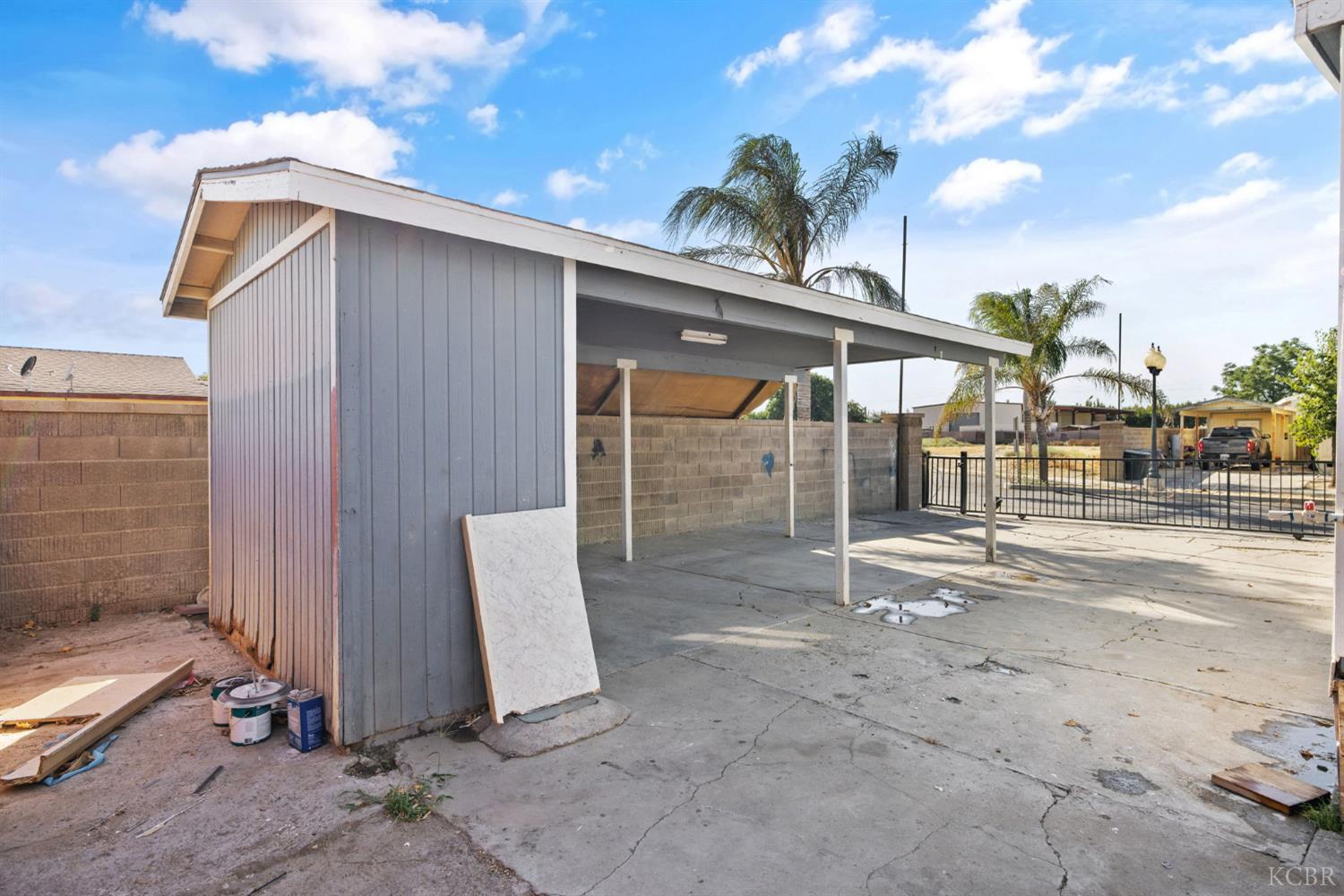 36581 Acorn Ave, Huron, CA 93234