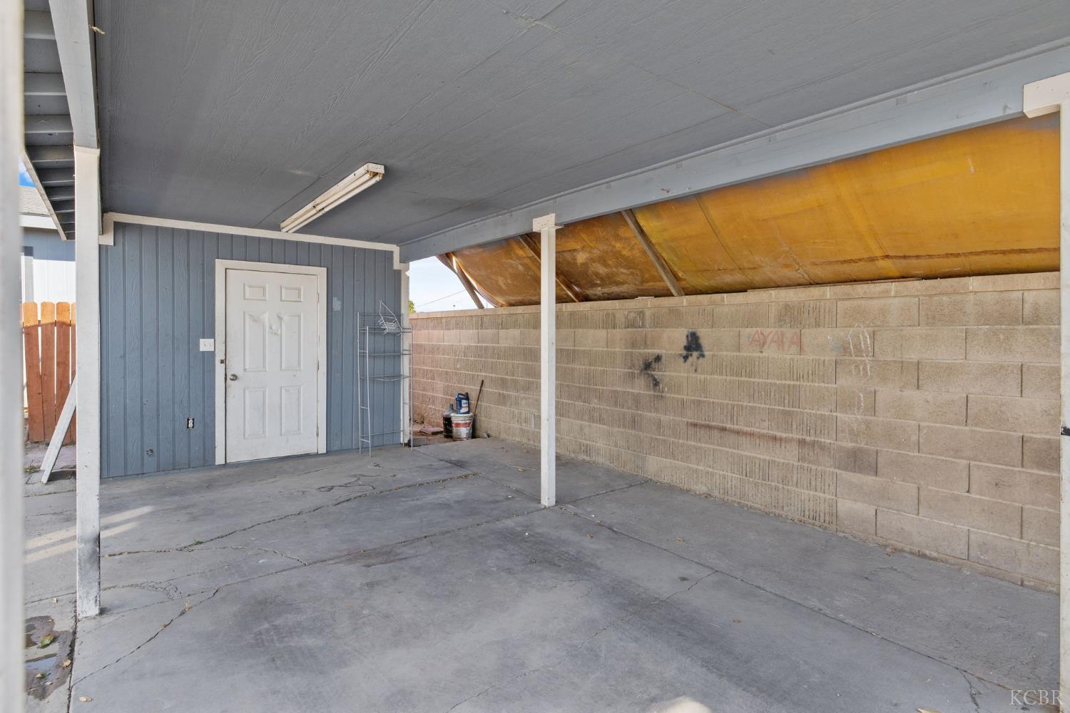 36581 Acorn Ave, Huron, CA 93234