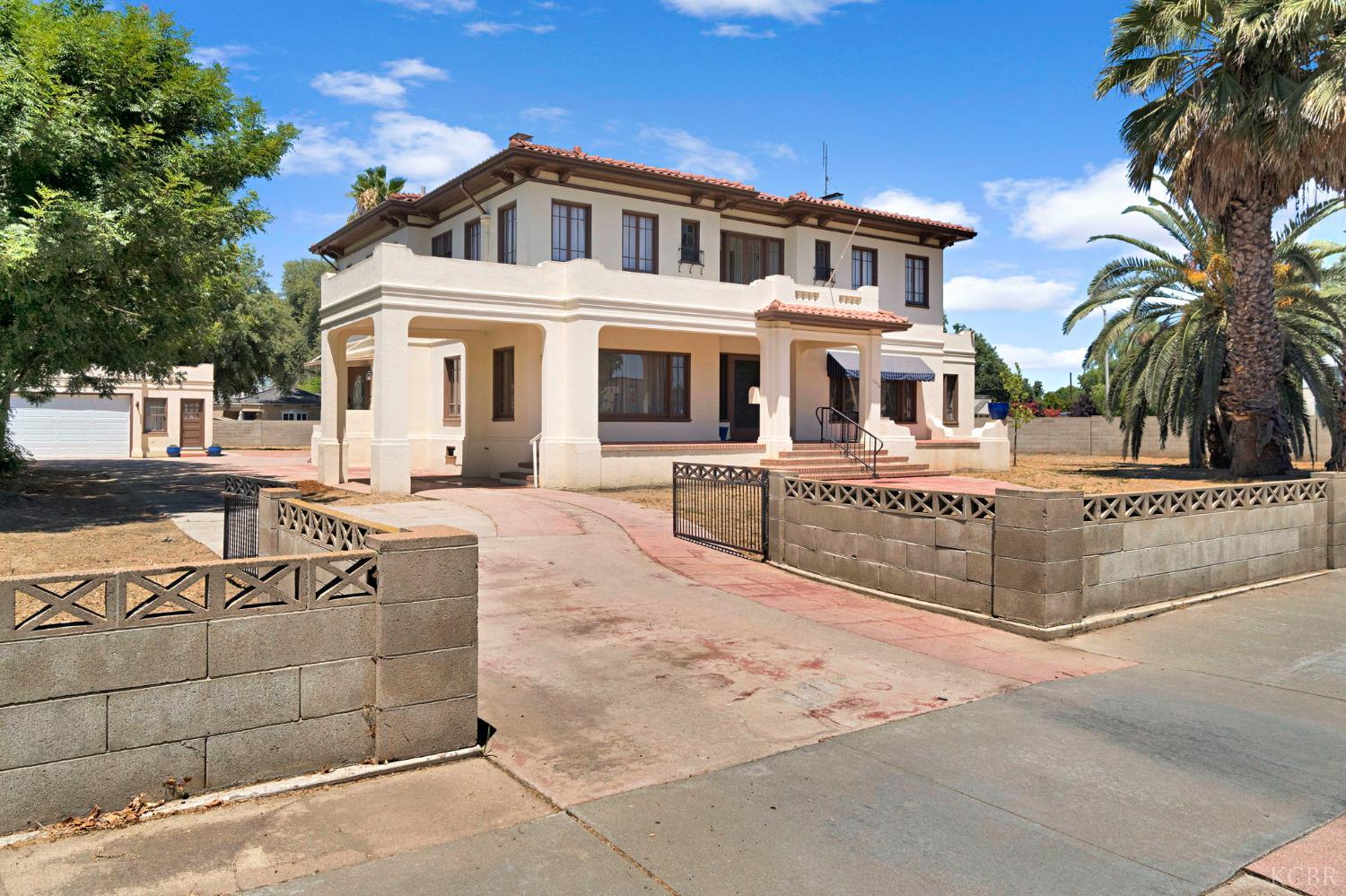 1630 N Irwin St, Hanford, CA 93230