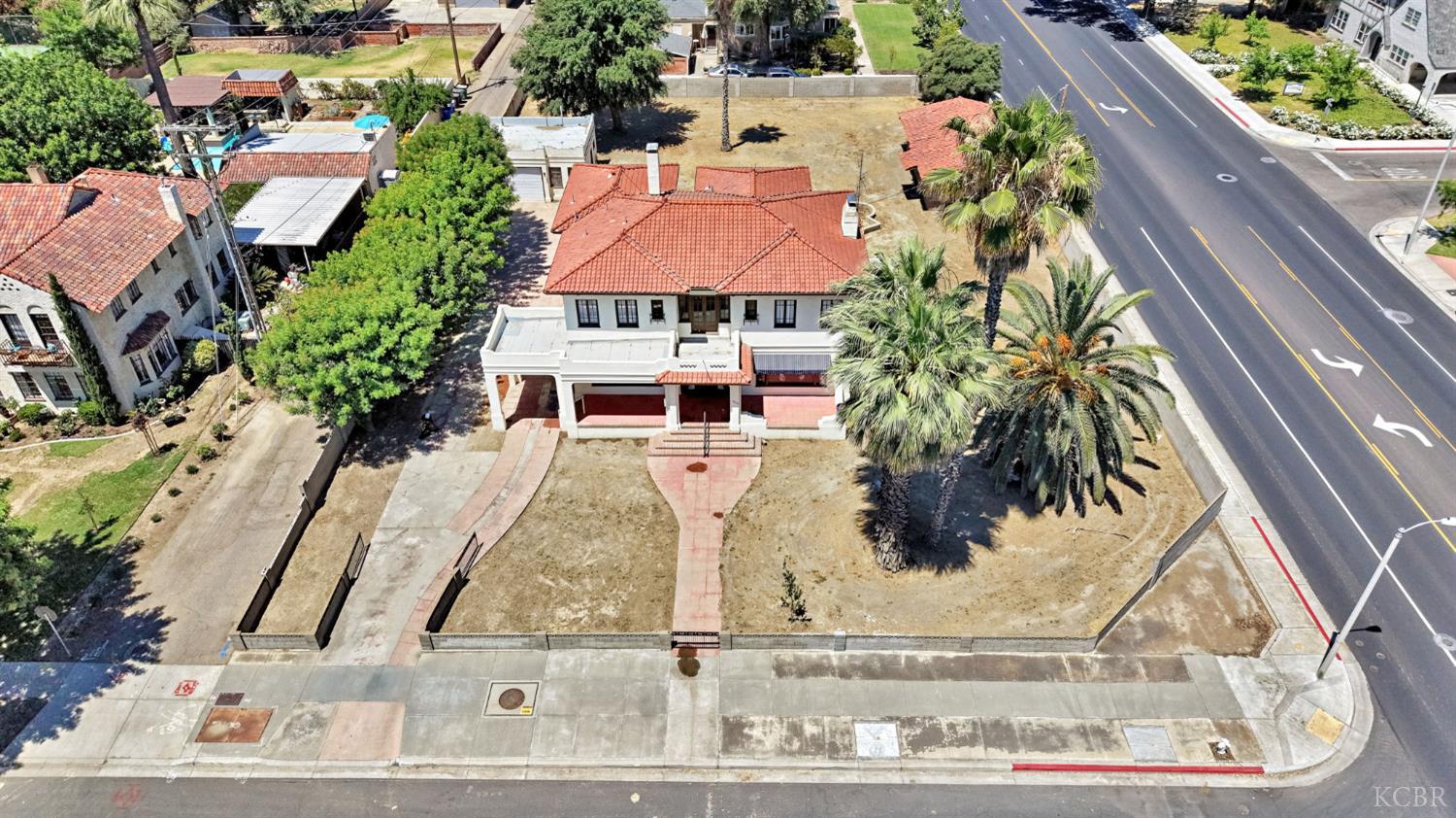 1630 N Irwin St, Hanford, CA 93230