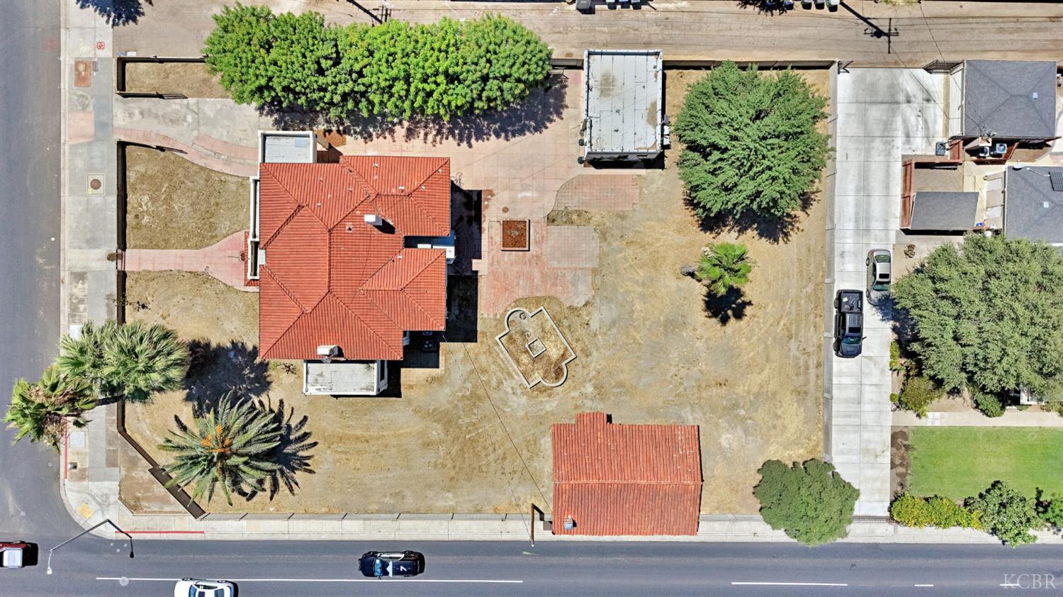 1630 N Irwin St, Hanford, CA 93230