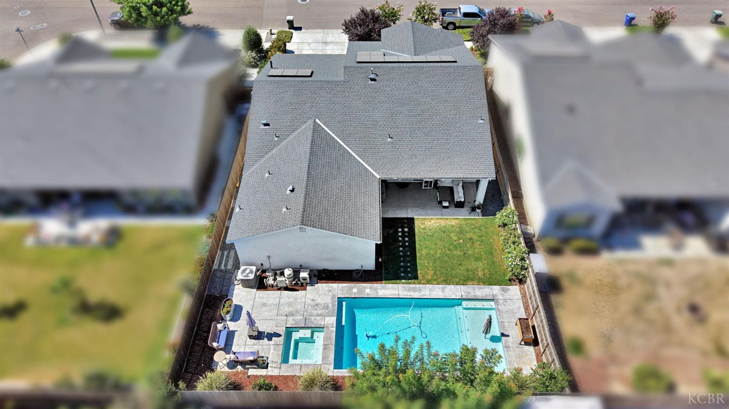 2362 W Andrew Ln, Hanford, CA 93230