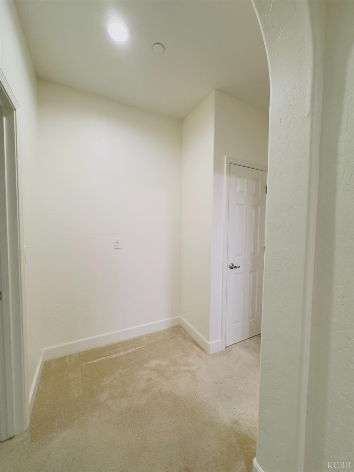 1849 W Porter Ave, Visalia, CA 93291