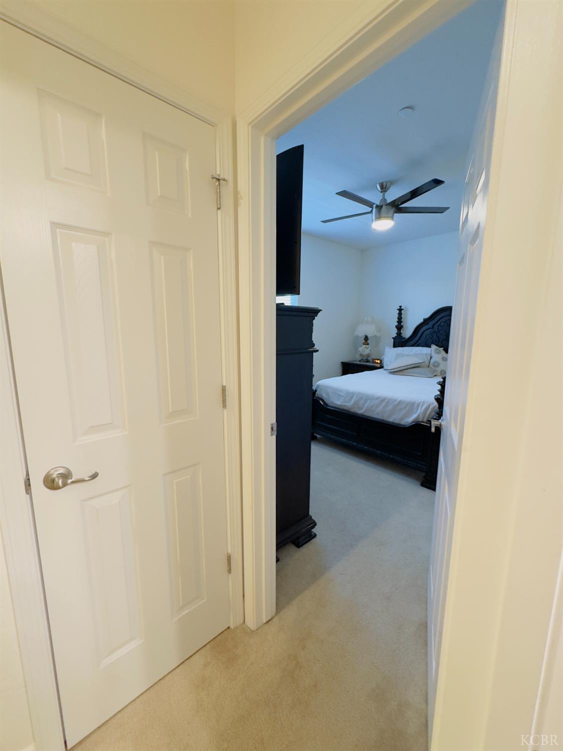 1849 W Porter Ave, Visalia, CA 93291